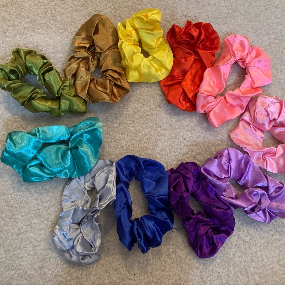 11 PCS Hair Scrunchies - Assorted Color